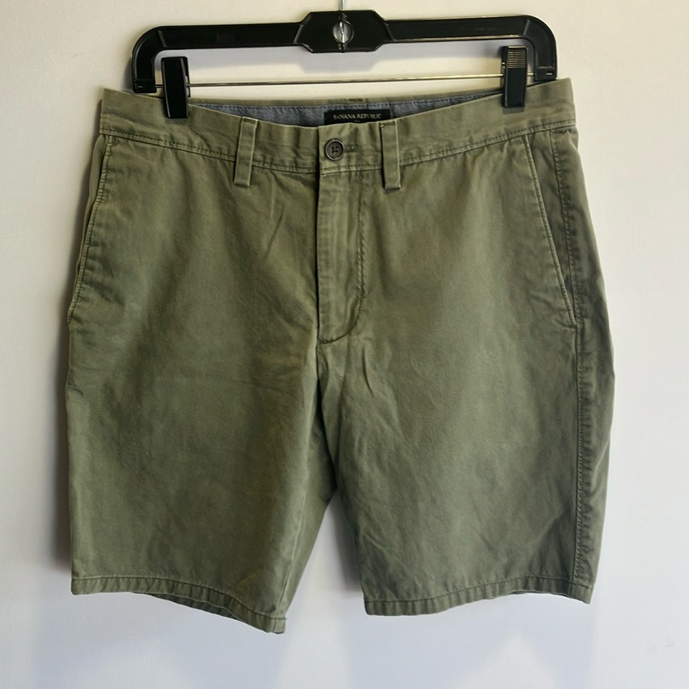 Banana Republic Green Flat Front Shorts